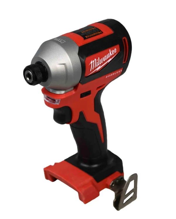 Atornillador de Impacto Inalámbrico MILWAUKEE M18